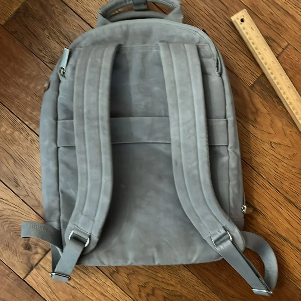 Day Owl Slim Pro Backpack - Pale Olive - Laptop Book Bag School College Unisex